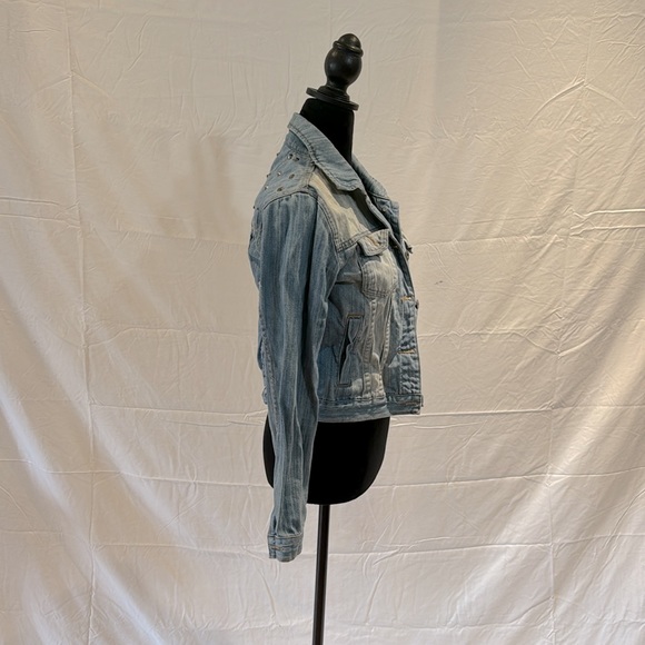 Forever 21 Jean Jacket - Picture 3 of 4